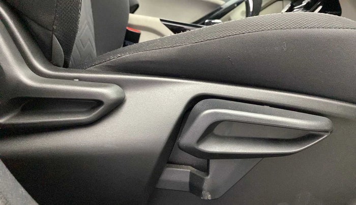 2021 Tata NEXON XZA PLUS PETROL, Petrol, Automatic, 19,241 km, Driver Side Adjustment Panel