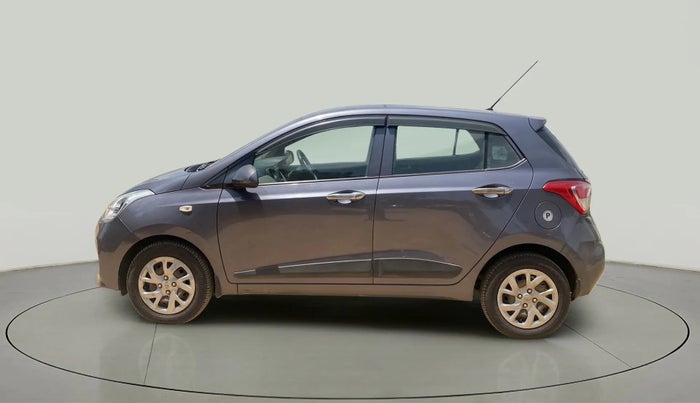2017 Hyundai Grand i10 SPORTZ 1.2 KAPPA VTVT, Petrol, Manual, 34,719 km, Left Side