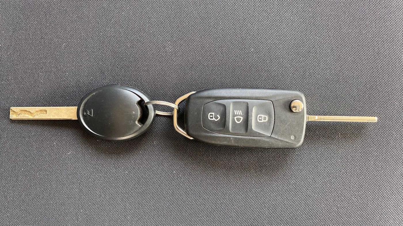 2023 Tata NEXON XMA PETROL, Petrol, Automatic, 4,872 km, Key Close Up