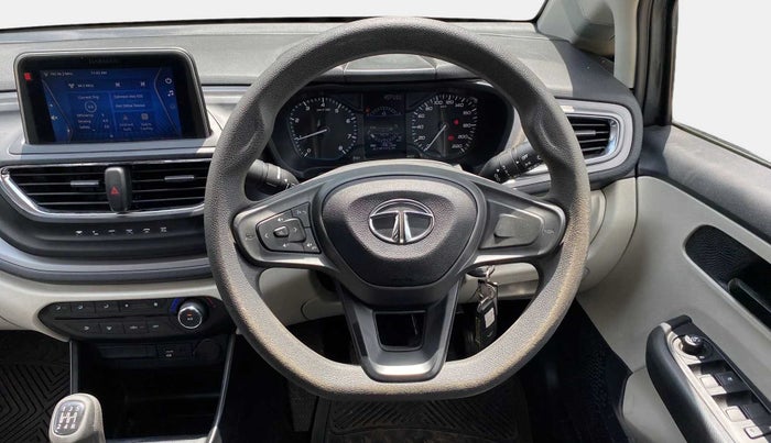 2022 Tata ALTROZ XM PLUS PETROL, Petrol, Manual, 15,863 km, Steering Wheel Close Up