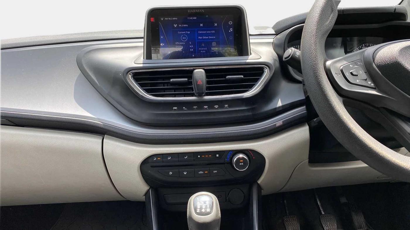 2022 Tata ALTROZ XM PLUS PETROL, Petrol, Manual, 15,863 km, Air Conditioner