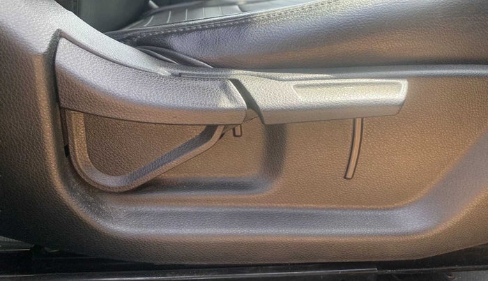 2022 KIA SELTOS HTK 1.5 PETROL, Petrol, Manual, 11,985 km, Driver Side Adjustment Panel