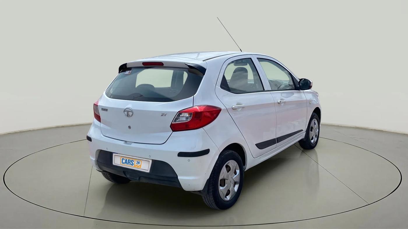 2018 Tata Tiago XT PETROL, Petrol, Manual, 62,897 km, Right Back Diagonal