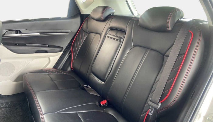 2023 KIA SONET HTX 1.0 IMT, Petrol, Manual, 17,514 km, Right Side Rear Door Cabin