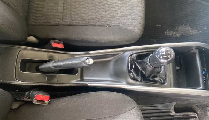 2016 Maruti Baleno DELTA PETROL 1.2, Petrol, Manual, 66,710 km, Gear Lever