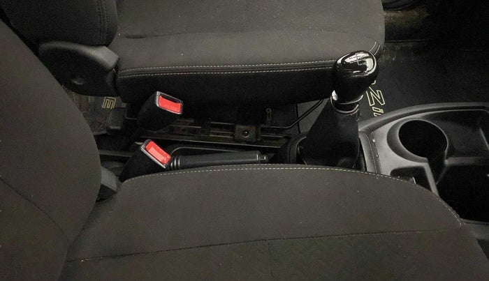 2018 Datsun Redi Go A, CNG, Manual, 60,620 km, Gear Lever