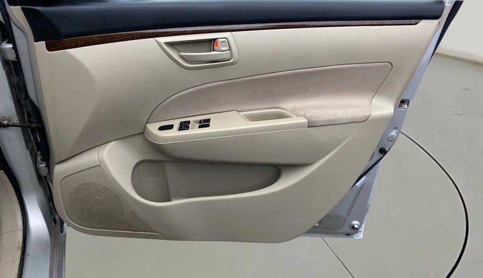 2015 Maruti Swift Dzire LXI (O), Petrol, Manual, 44,846 km, Driver Side Door Panels Control