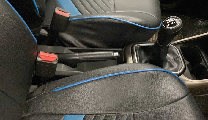 2017 Maruti IGNIS DELTA 1.2, Petrol, Manual, 29,083 km, Gear Lever