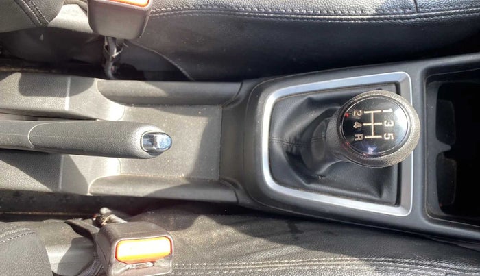 2022 Maruti Swift VXI, Petrol, Manual, 48,438 km, Gear Lever