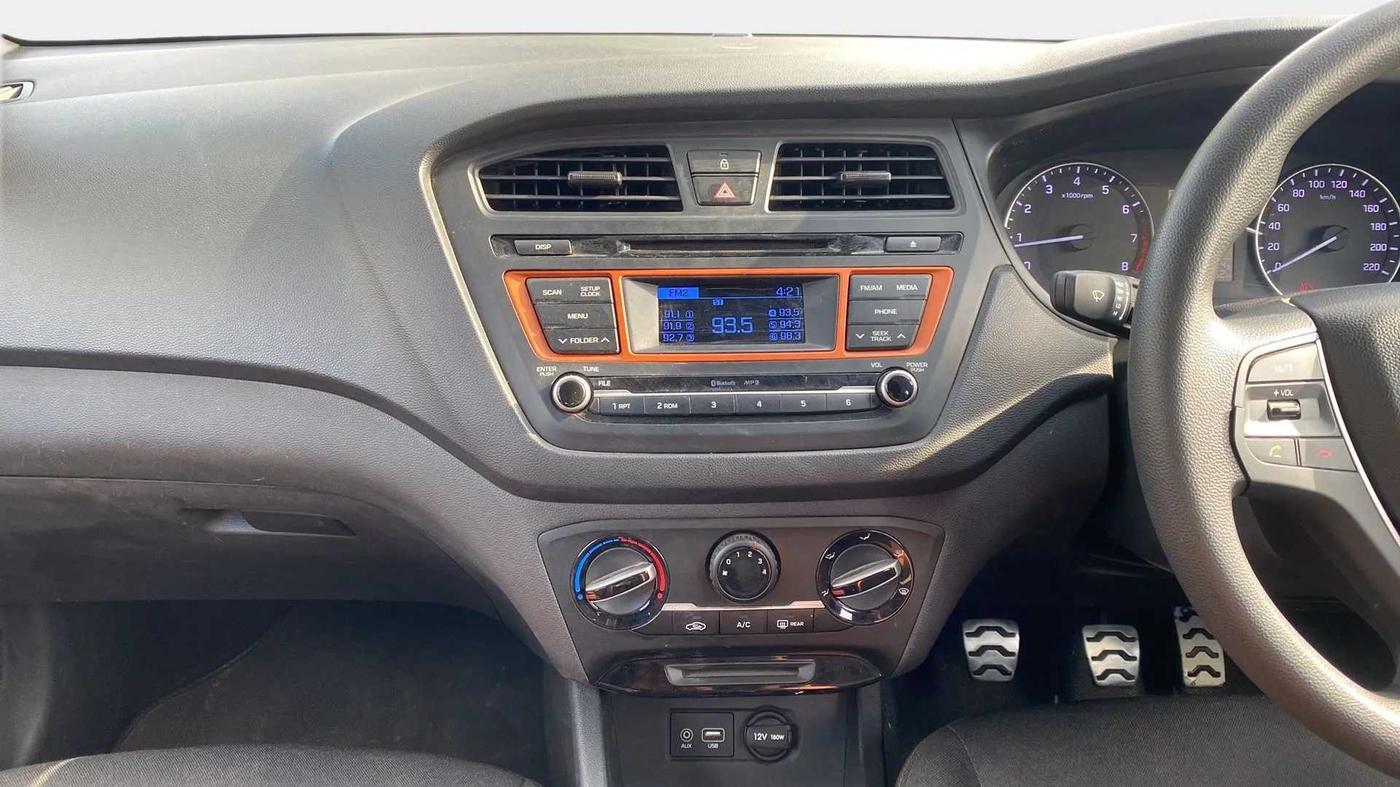 2015 Hyundai i20 Active 1.2 S, Petrol, Manual, 9,160 km, Air Conditioner
