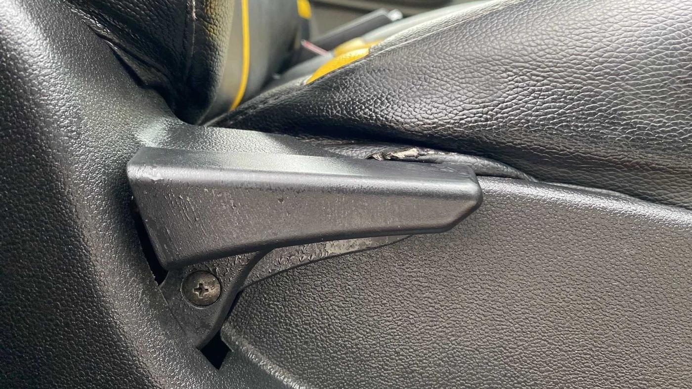 2018 Tata Tiago XT PETROL, Petrol, Manual, 51,761 km, Driver Side Adjustment Panel