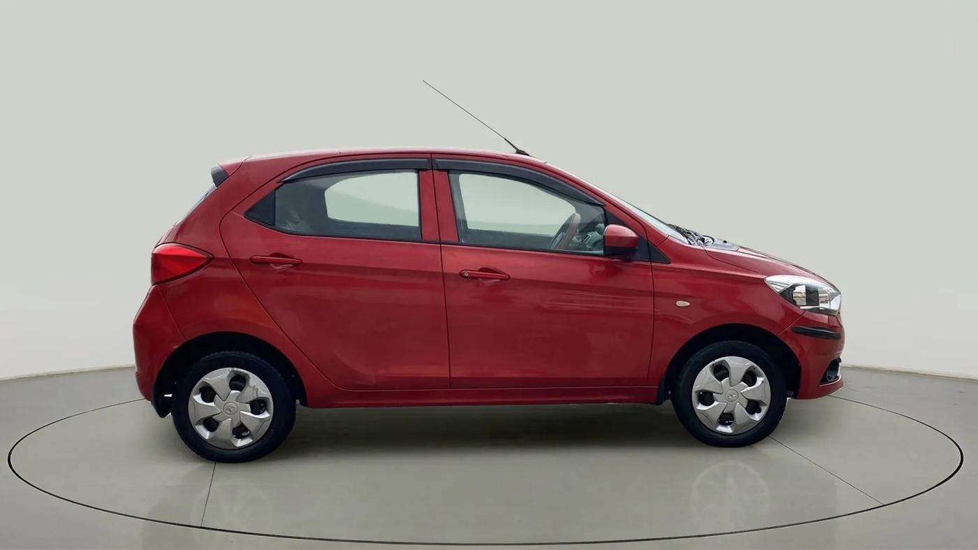 2018 Tata Tiago XT PETROL, Petrol, Manual, 51,761 km, Right Side View