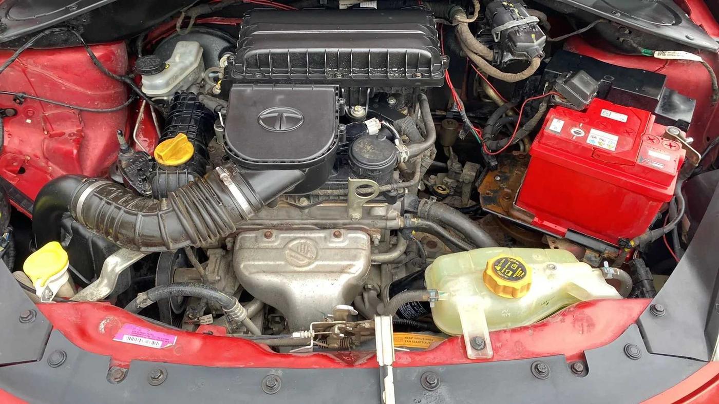 2018 Tata Tiago XT PETROL, Petrol, Manual, 51,761 km, Open Bonet