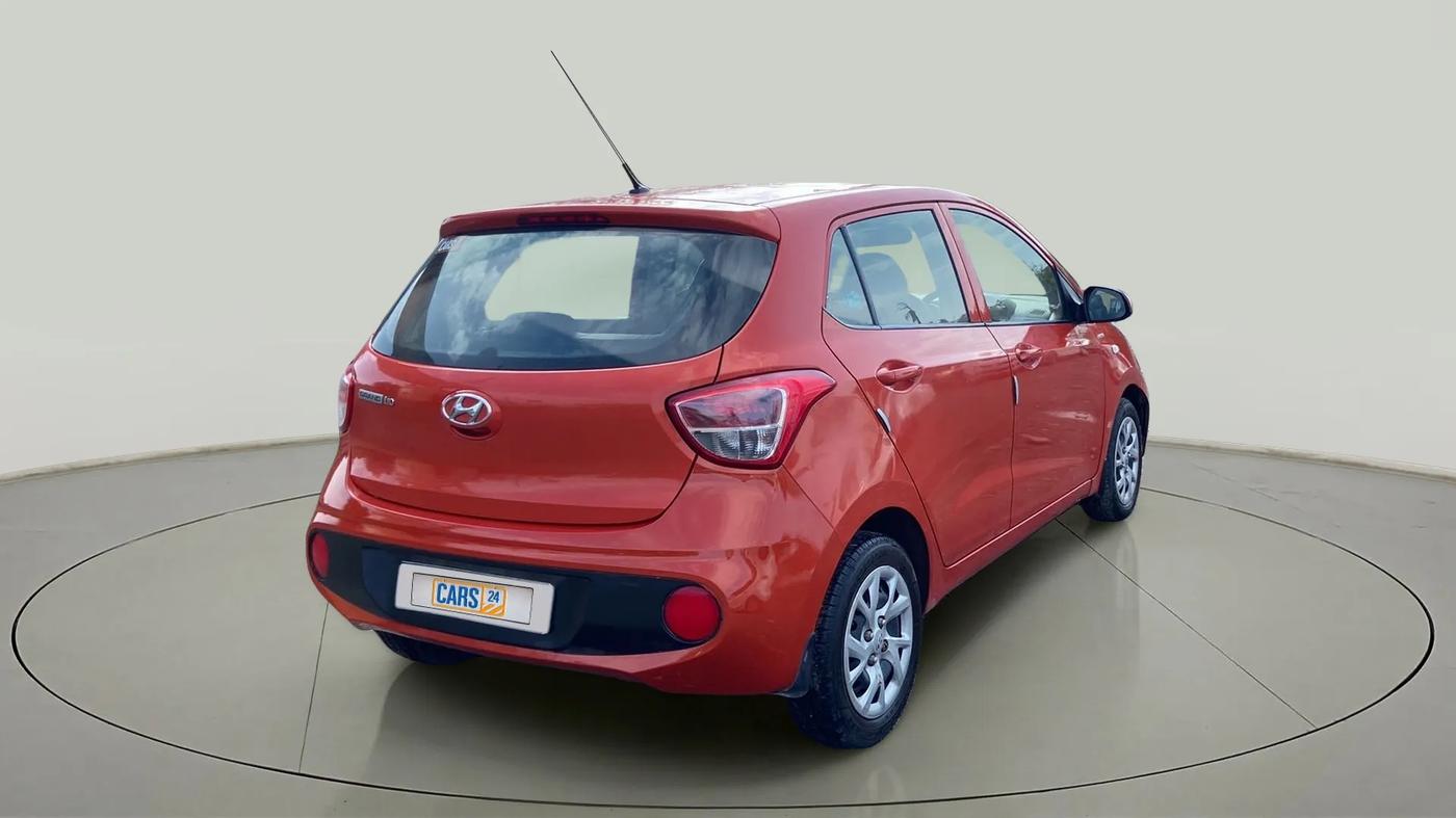 2018 Hyundai Grand i10 MAGNA AT 1.2 KAPPA VTVT, Petrol, Automatic, 41,001 km, Right Back Diagonal