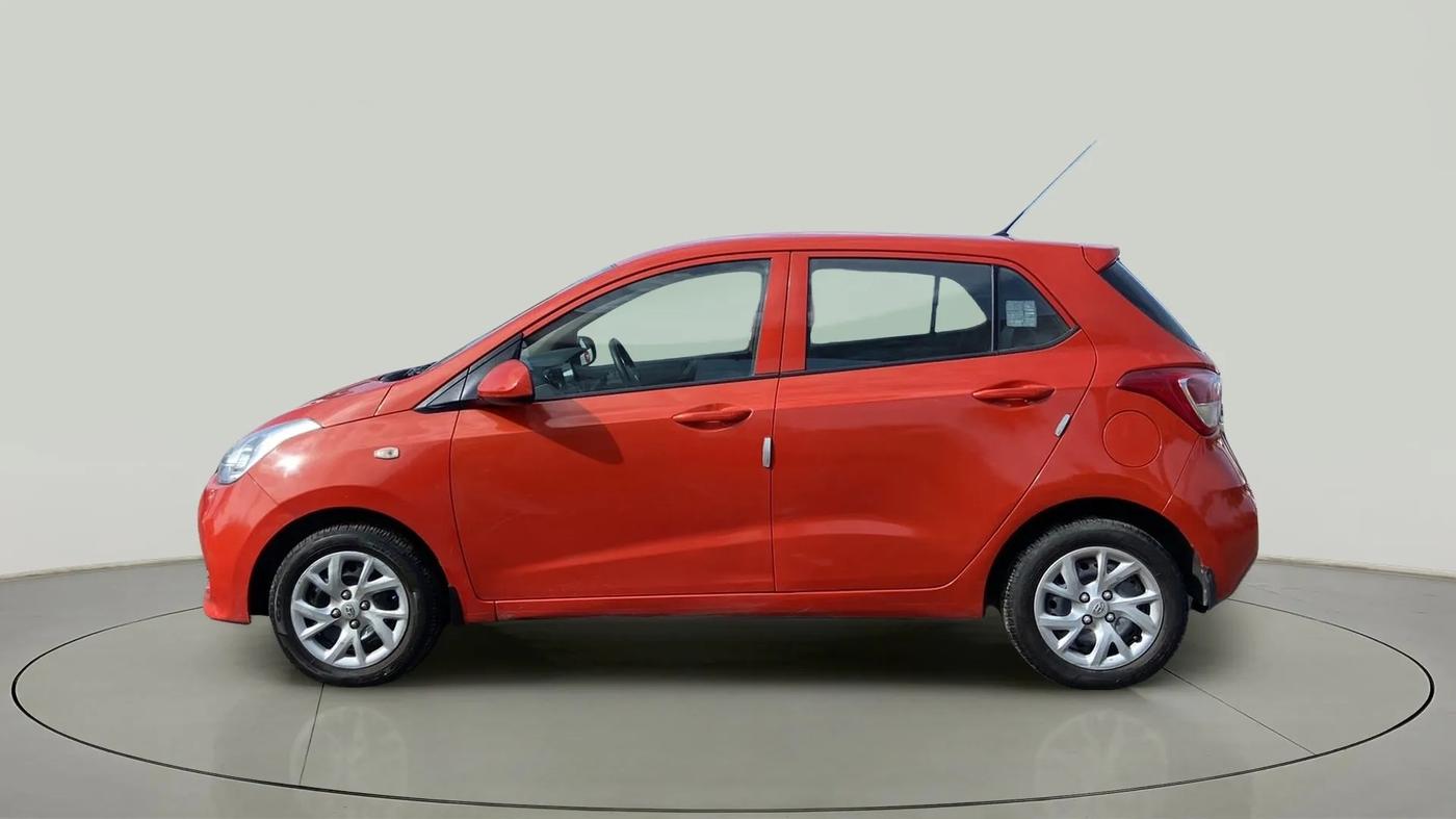 2018 Hyundai Grand i10 MAGNA AT 1.2 KAPPA VTVT, Petrol, Automatic, 41,001 km, Left Side