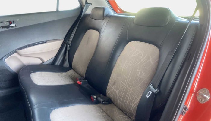 2018 Hyundai Grand i10 MAGNA AT 1.2 KAPPA VTVT, Petrol, Automatic, 41,001 km, Right Side Rear Door Cabin
