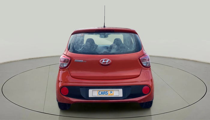 2018 Hyundai Grand i10 MAGNA AT 1.2 KAPPA VTVT, Petrol, Automatic, 41,001 km, Back/Rear