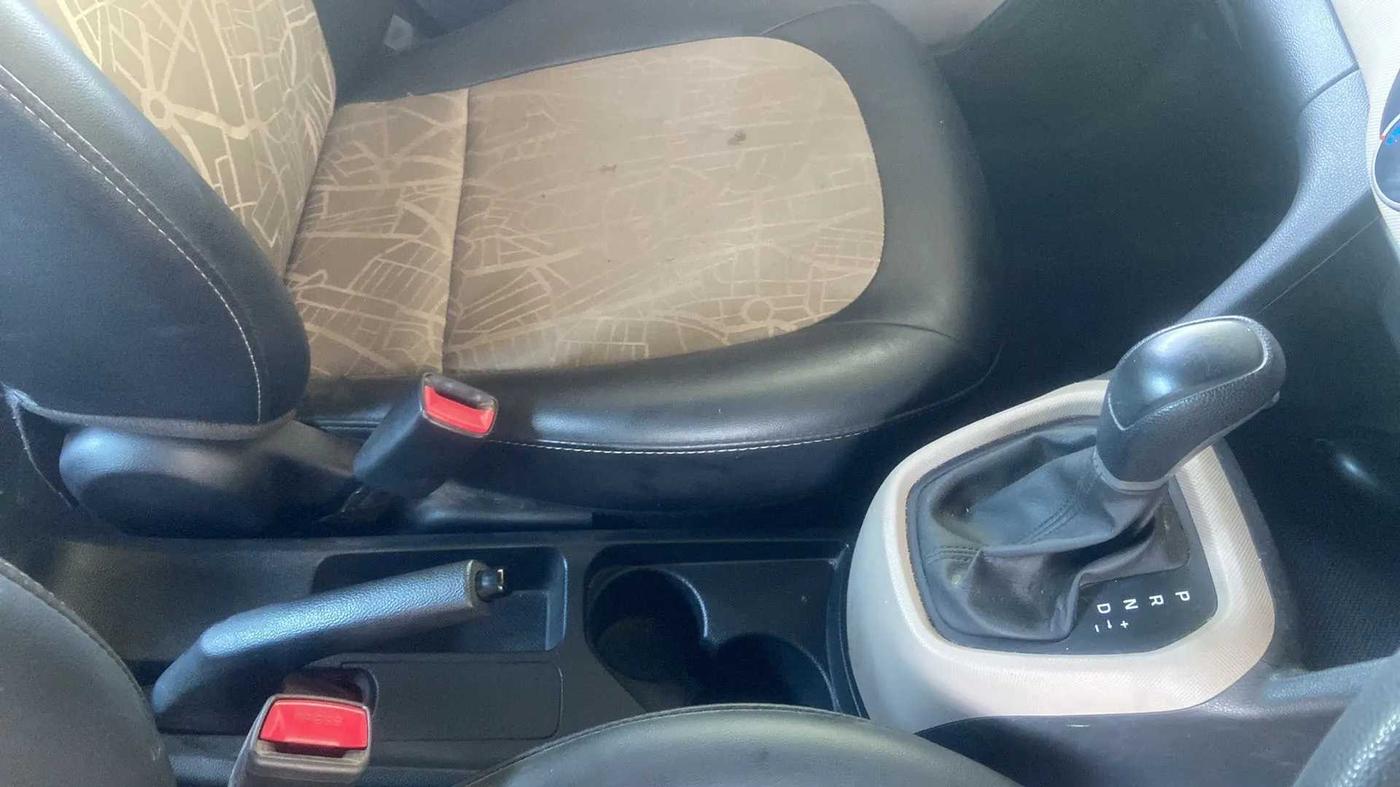 2018 Hyundai Grand i10 MAGNA AT 1.2 KAPPA VTVT, Petrol, Automatic, 41,001 km, Gear Lever