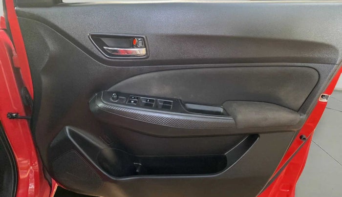 2020 Maruti Swift VXI AMT, Petrol, Automatic, 66,977 km, Driver Side Door Panels Control