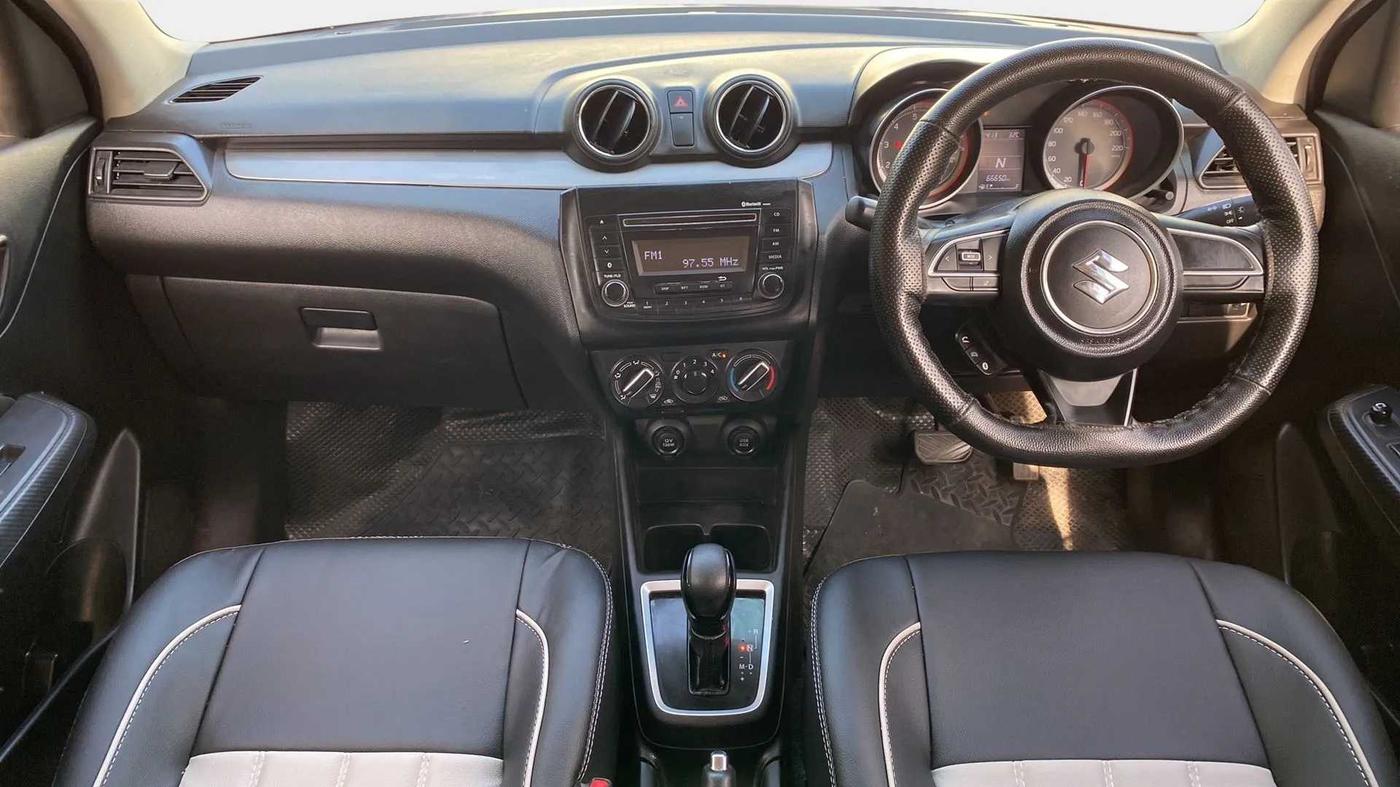 2020 Maruti Swift VXI AMT, Petrol, Automatic, 66,977 km, Dashboard