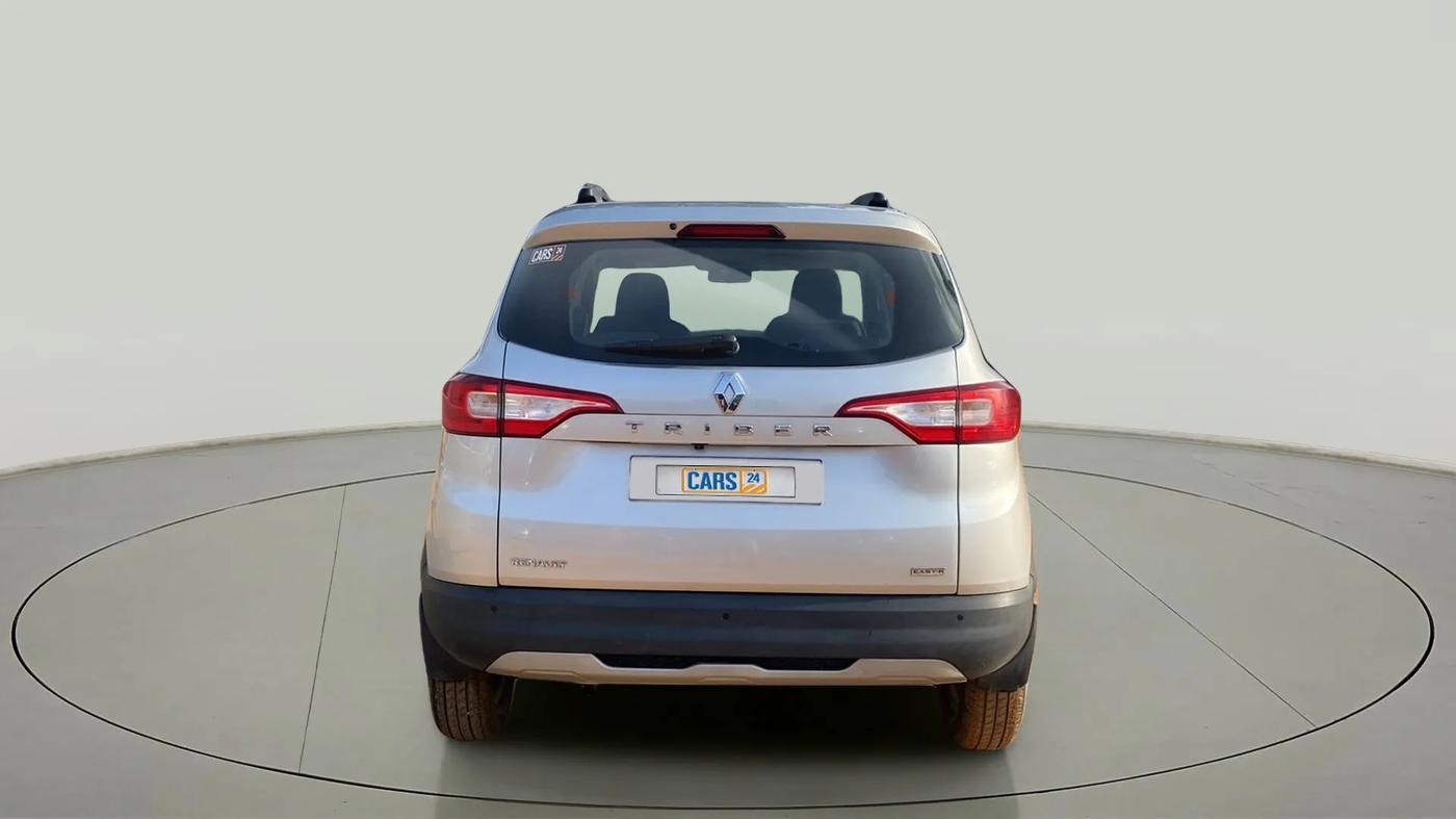 2022 Renault TRIBER RXZ AMT, Petrol, Automatic, 7,636 km, Back/Rear