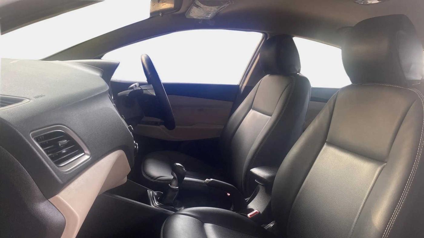 2019 Hyundai Verna 1.4 EX PETROL, Petrol, Manual, 31,953 km, Right Side Front Door Cabin
