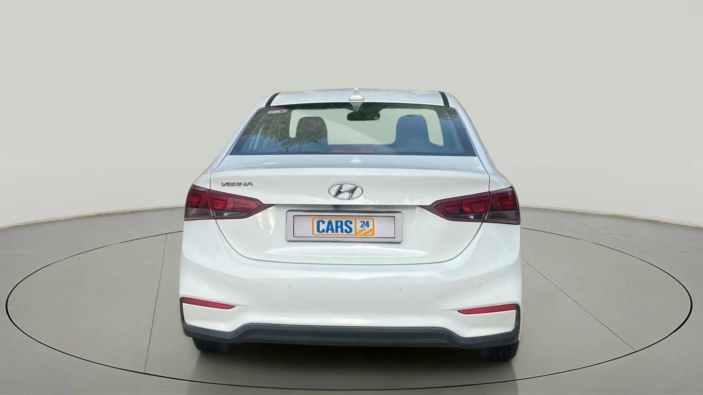 2019 Hyundai Verna 1.4 EX PETROL, Petrol, Manual, 31,953 km, Back/Rear