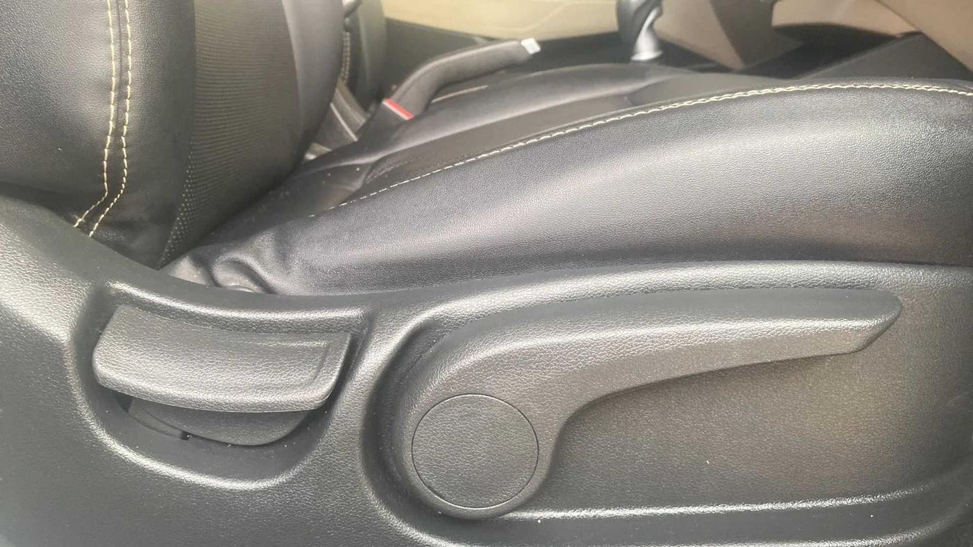2019 Hyundai Verna 1.4 EX PETROL, Petrol, Manual, 31,953 km, Driver Side Adjustment Panel