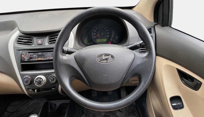 2016 Hyundai Eon ERA +, Petrol, Manual, 61,423 km, Steering Wheel Close Up