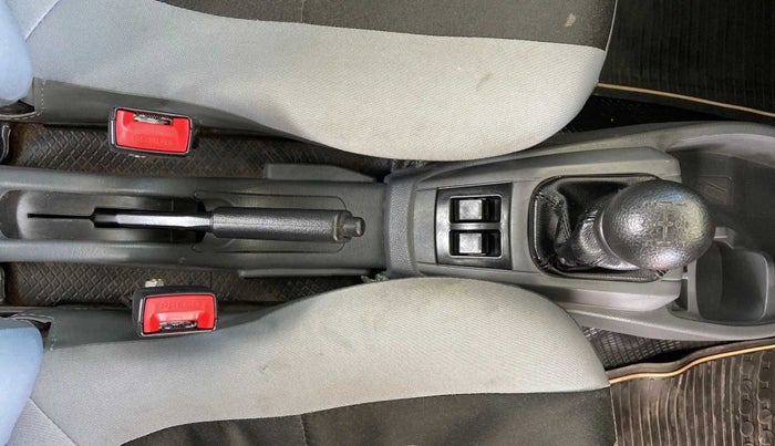 2015 Maruti Alto 800 LXI, Petrol, Manual, 32,800 km, Gear Lever