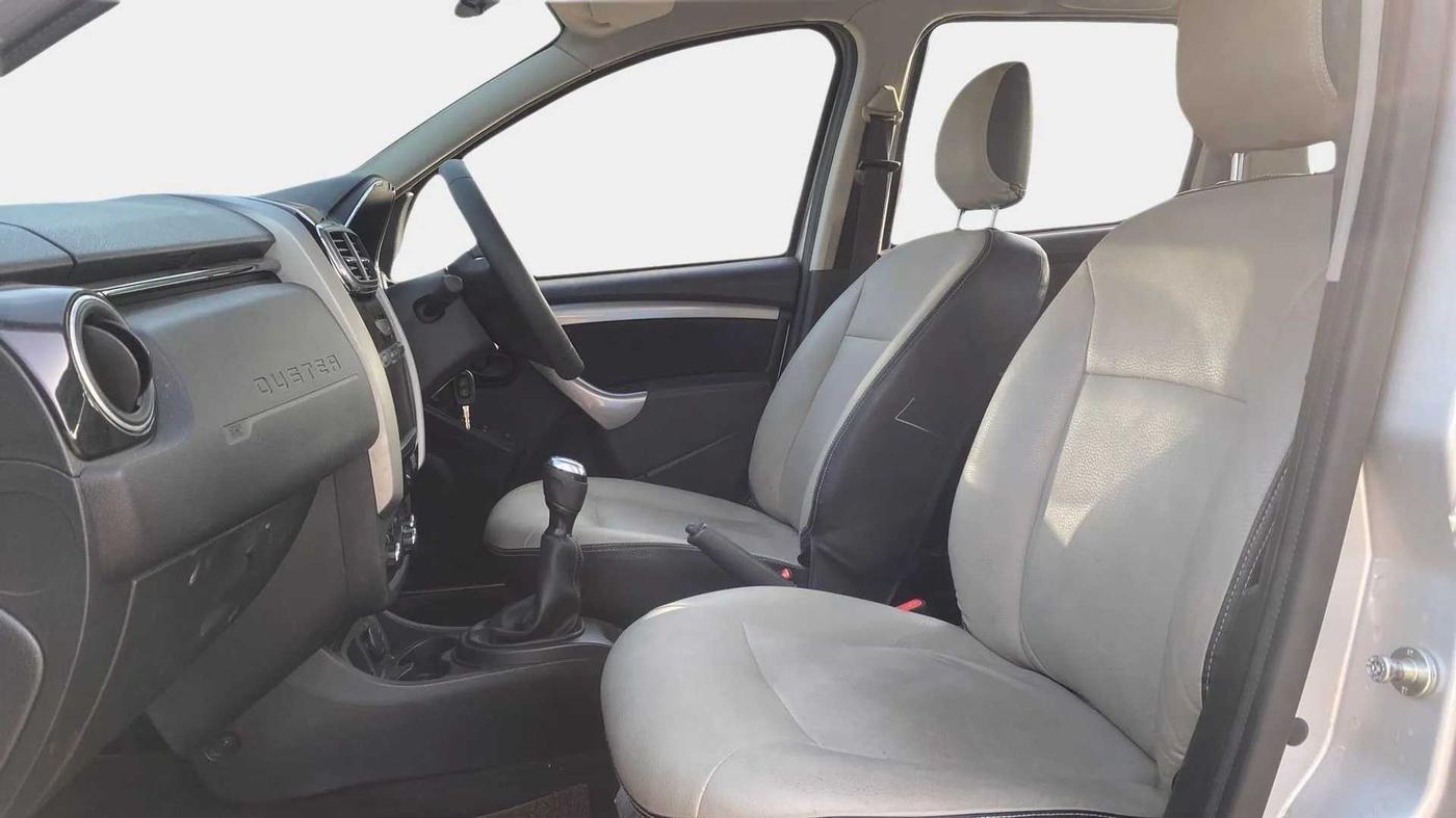 2019 Renault Duster 85 PS RXS MT DIESEL, Diesel, Manual, 35,610 km, Right Side Front Door Cabin