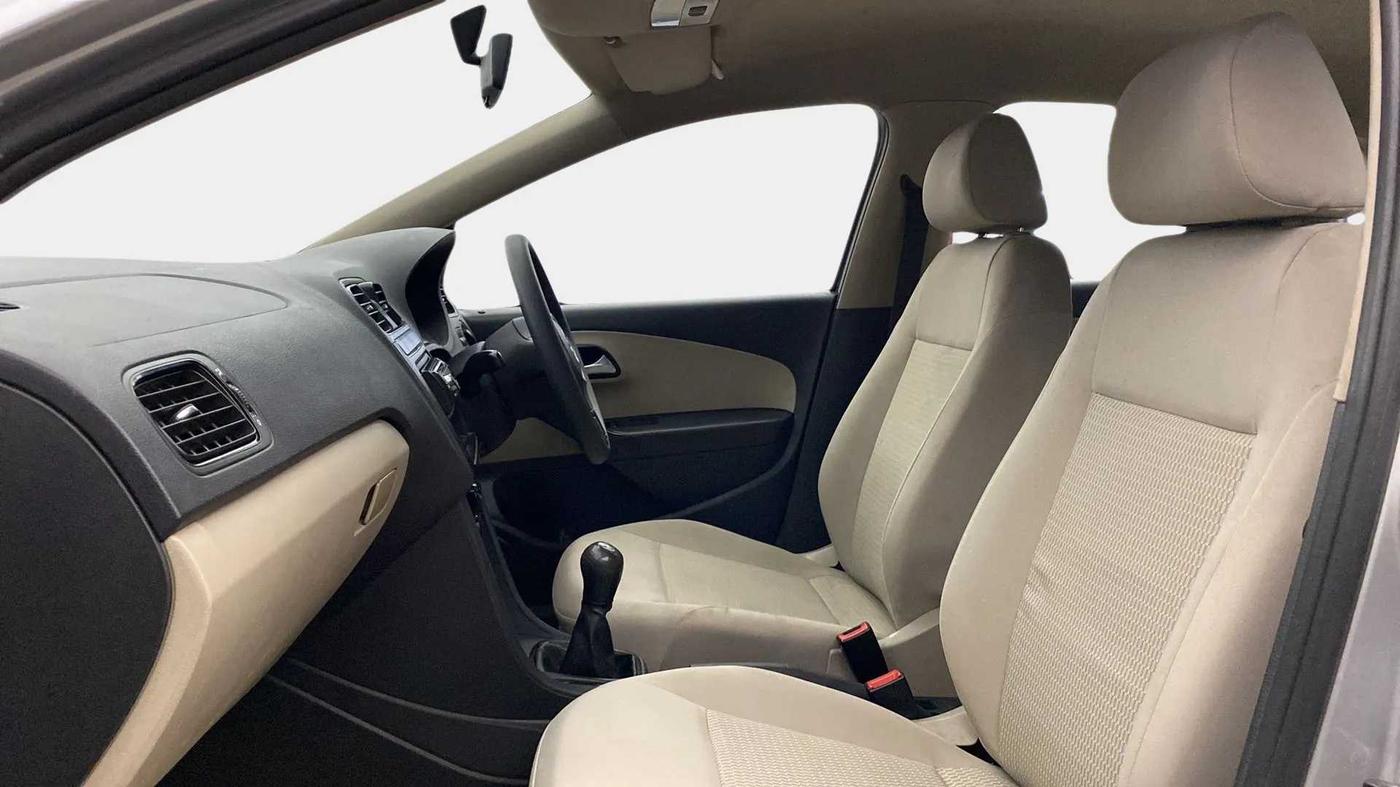 2013 Volkswagen Polo TRENDLINE 1.2L PETROL, Petrol, Manual, 82,128 km, Right Side Front Door Cabin