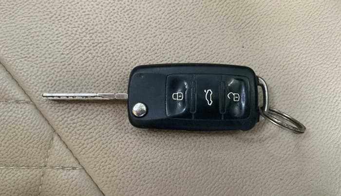 2014 Volkswagen Polo HIGHLINE1.2L, Petrol, Manual, 41,896 km, Key Close Up