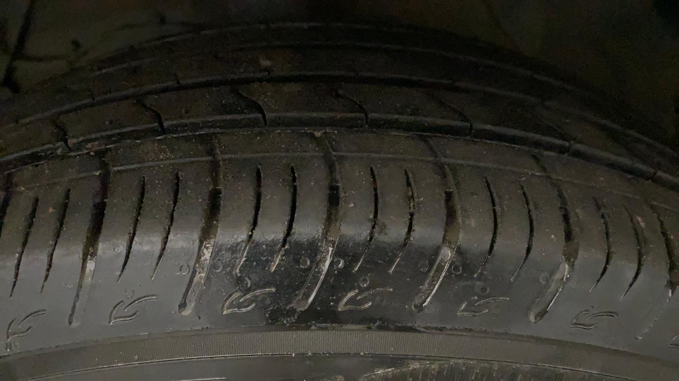 2023 Maruti BREZZA ZXI SMART HYBRID , Petrol, Manual, 1,15,026 km, Left Front Tyre Tread