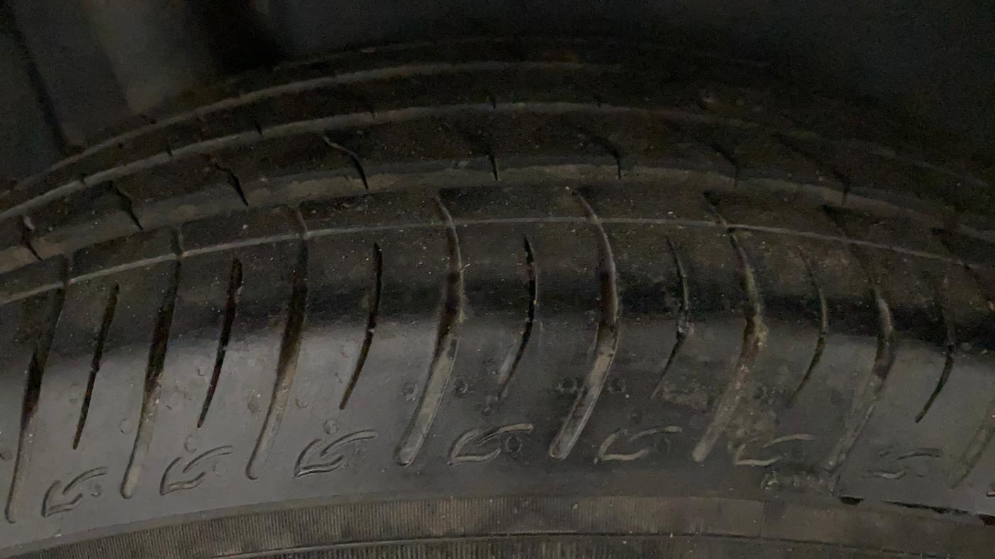 2023 Maruti BREZZA ZXI SMART HYBRID , Petrol, Manual, 1,15,026 km, Right Rear Tyre Tread