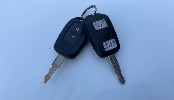 2019 Renault Kwid RXL, Petrol, Manual, 51,011 km, Key Close Up
