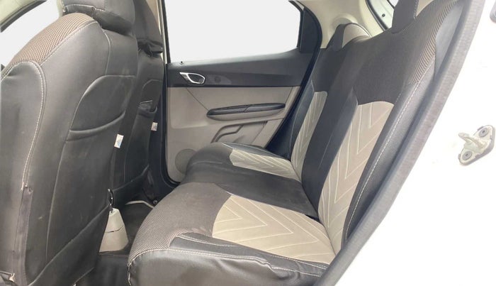 2017 Tata Tiago XZ PETROL, Petrol, Manual, 28,122 km, Right Side Rear Door Cabin