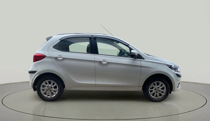 2017 Tata Tiago XZ PETROL, Petrol, Manual, 28,122 km, Right Side