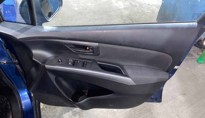 2021 Maruti S Cross SIGMA 1.5, Petrol, Manual, 34,031 km, Driver Side Door Panels Control