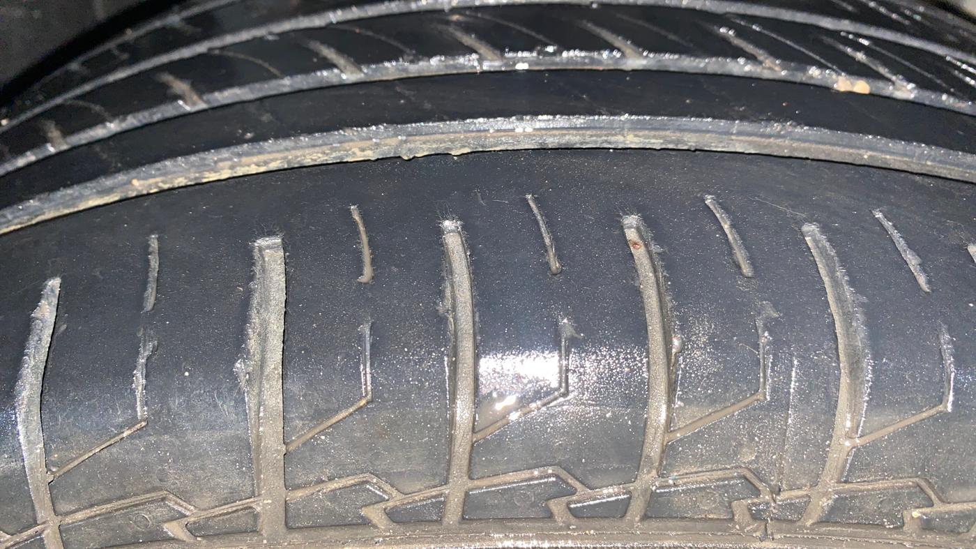2021 Maruti S Cross SIGMA 1.5, Petrol, Manual, 33,374 km, Right Front Tyre Tread