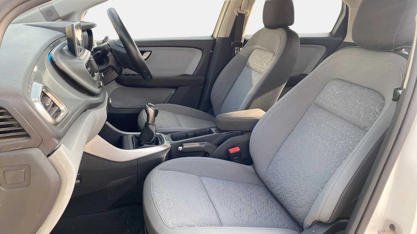 2020 Tata ALTROZ XZ PETROL, Petrol, Manual, 51,406 km, Right Side Front Door Cabin