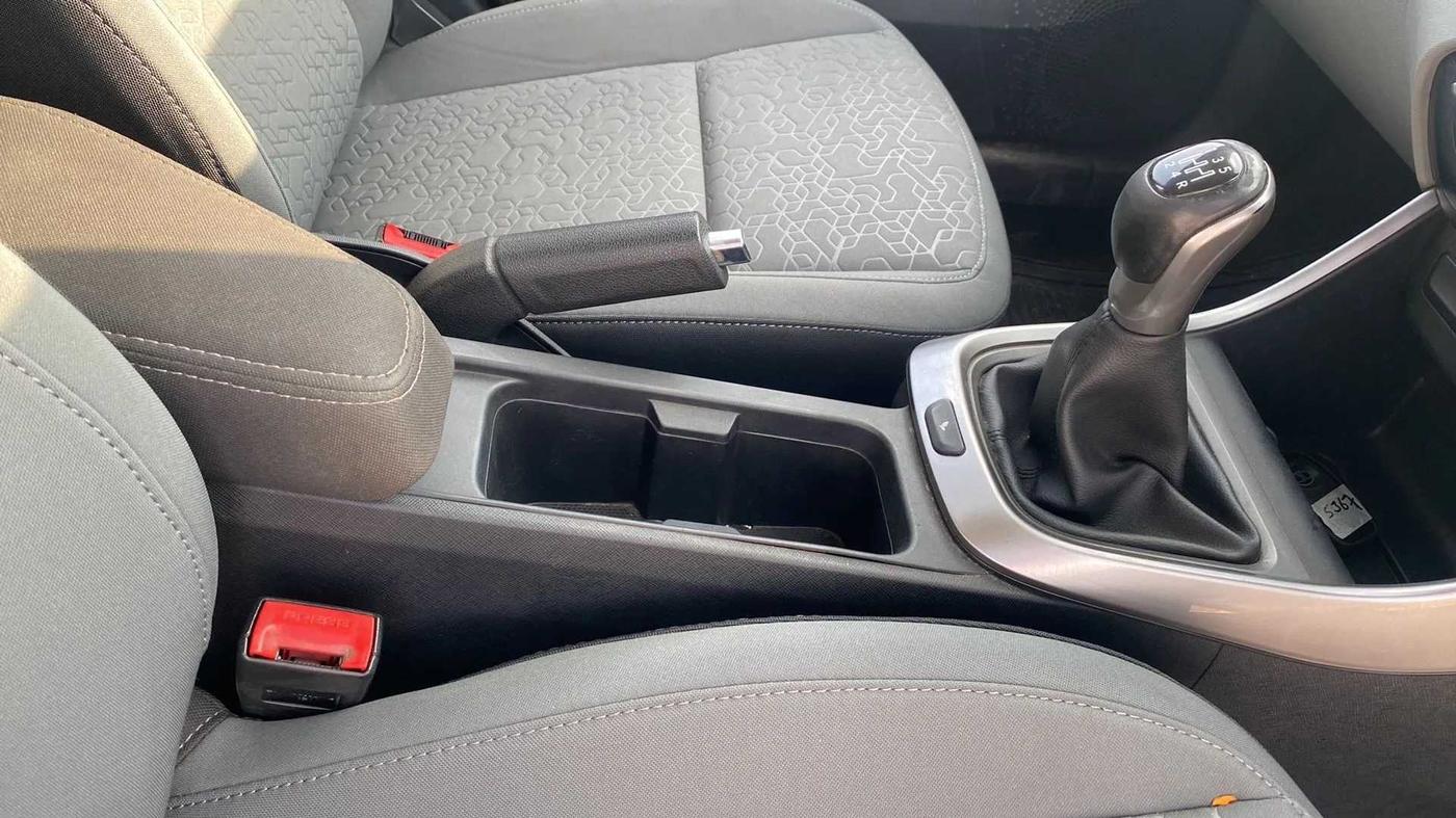 2020 Tata ALTROZ XZ PETROL, Petrol, Manual, 51,406 km, Gear Lever