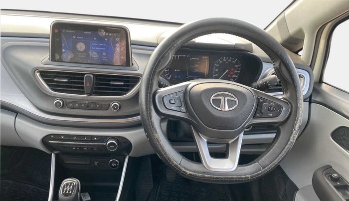 2020 Tata ALTROZ XZ PETROL, Petrol, Manual, 51,406 km, Steering Wheel Close Up