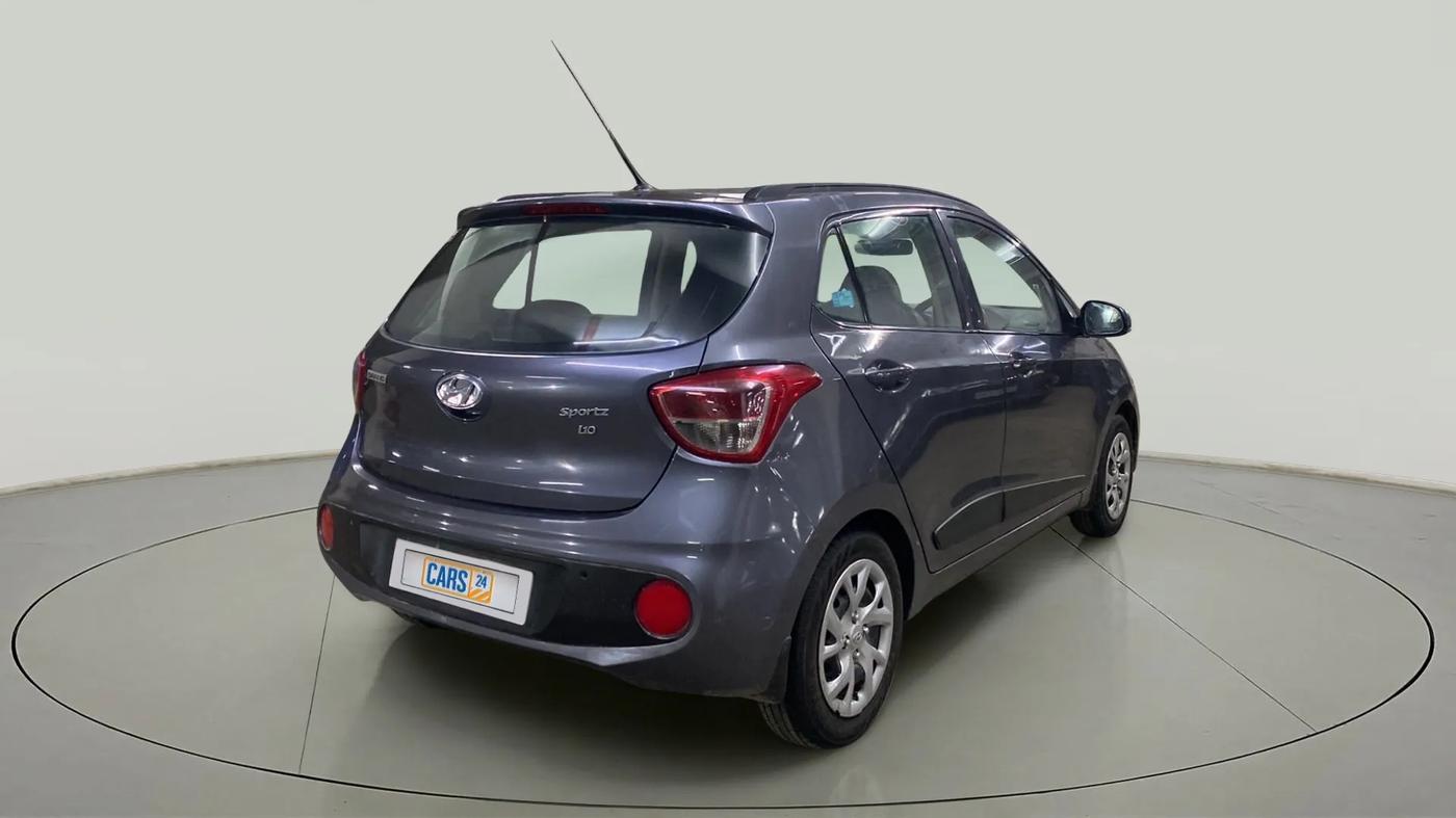 2018 Hyundai Grand i10 SPORTZ 1.2 KAPPA VTVT, CNG, Manual, 78,127 km, Right Back Diagonal