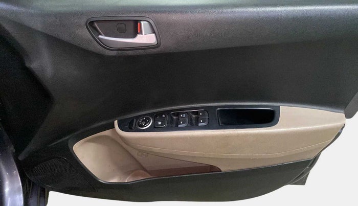 2018 Hyundai Grand i10 SPORTZ 1.2 KAPPA VTVT, CNG, Manual, 78,127 km, Driver Side Door Panels Control