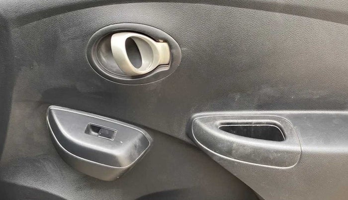 2018 Datsun Go Plus T, Petrol, Manual, 60,293 km, Driver Side Door Panels Control