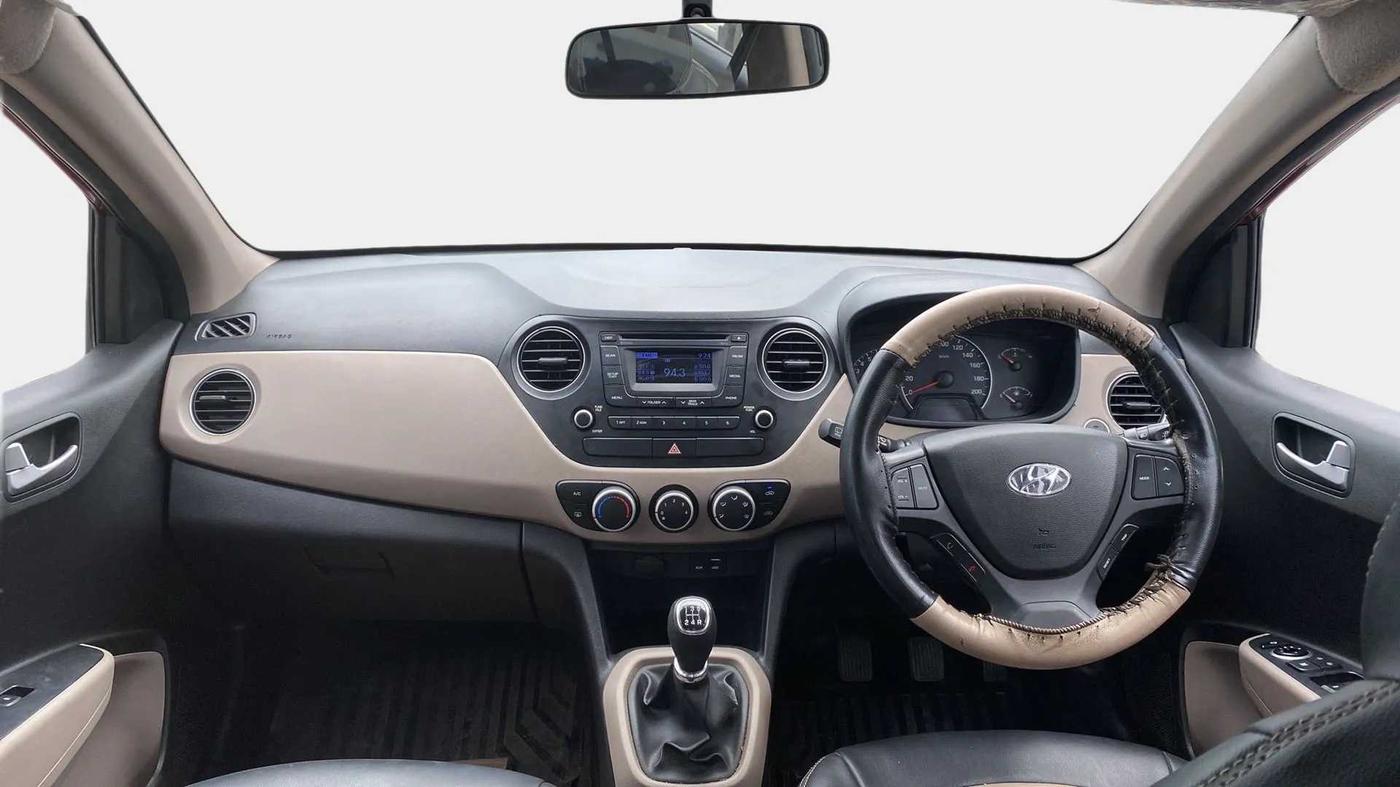 2016 Hyundai Grand i10 ASTA (O) 1.2 KAPPA VTVT, Petrol, Manual, 40,286 km, Dashboard