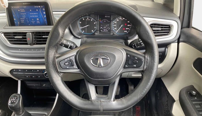 2022 Tata ALTROZ XZ PETROL, Petrol, Manual, 30,459 km, Steering Wheel Close Up