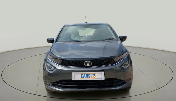 2022 Tata ALTROZ XZ PETROL, Petrol, Manual, 30,459 km, Front