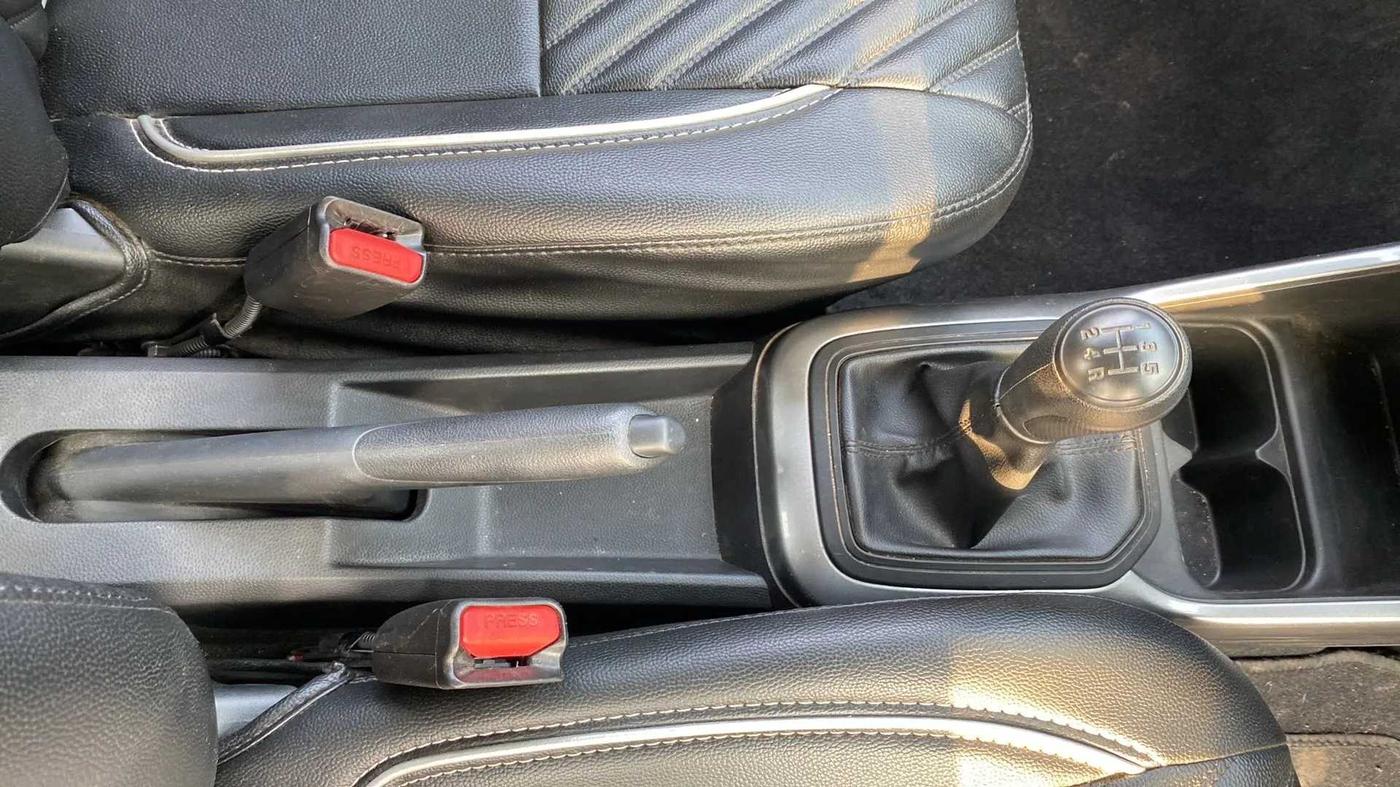 2020 Maruti IGNIS SIGMA 1.2, Petrol, Manual, 24,808 km, Gear Lever